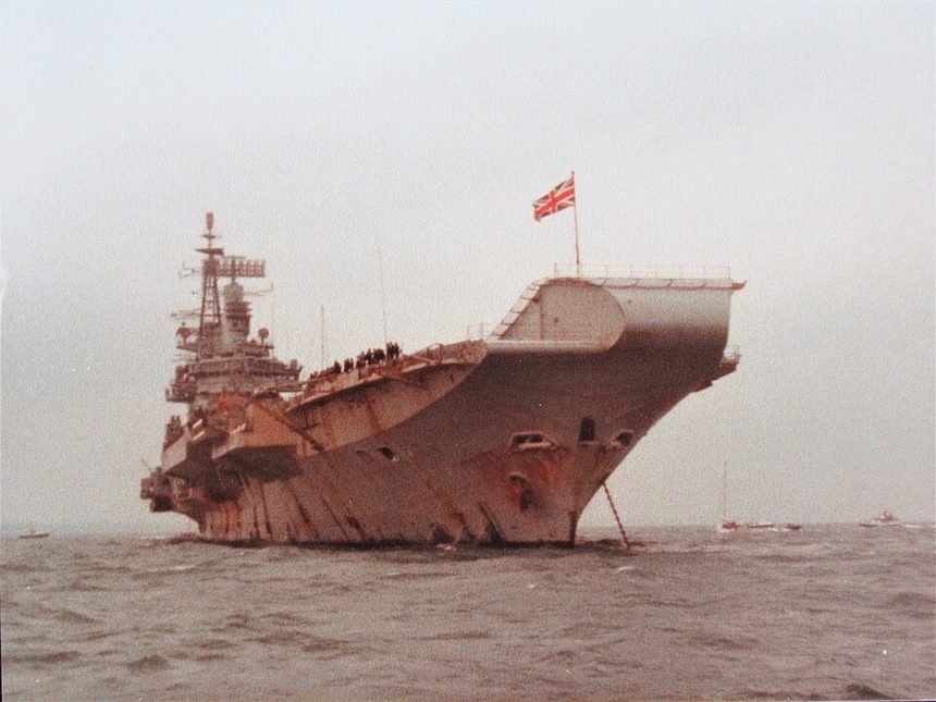 Falklands War (1982): United Kingdom vs Argentina
