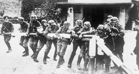 Вторжение в Польшу (1939): Германия vs Польша